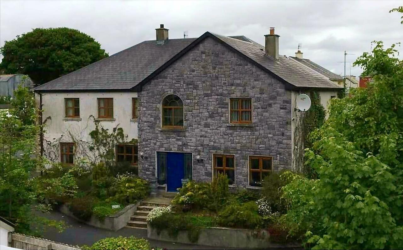 Church View House Bed & Breakfast 4*